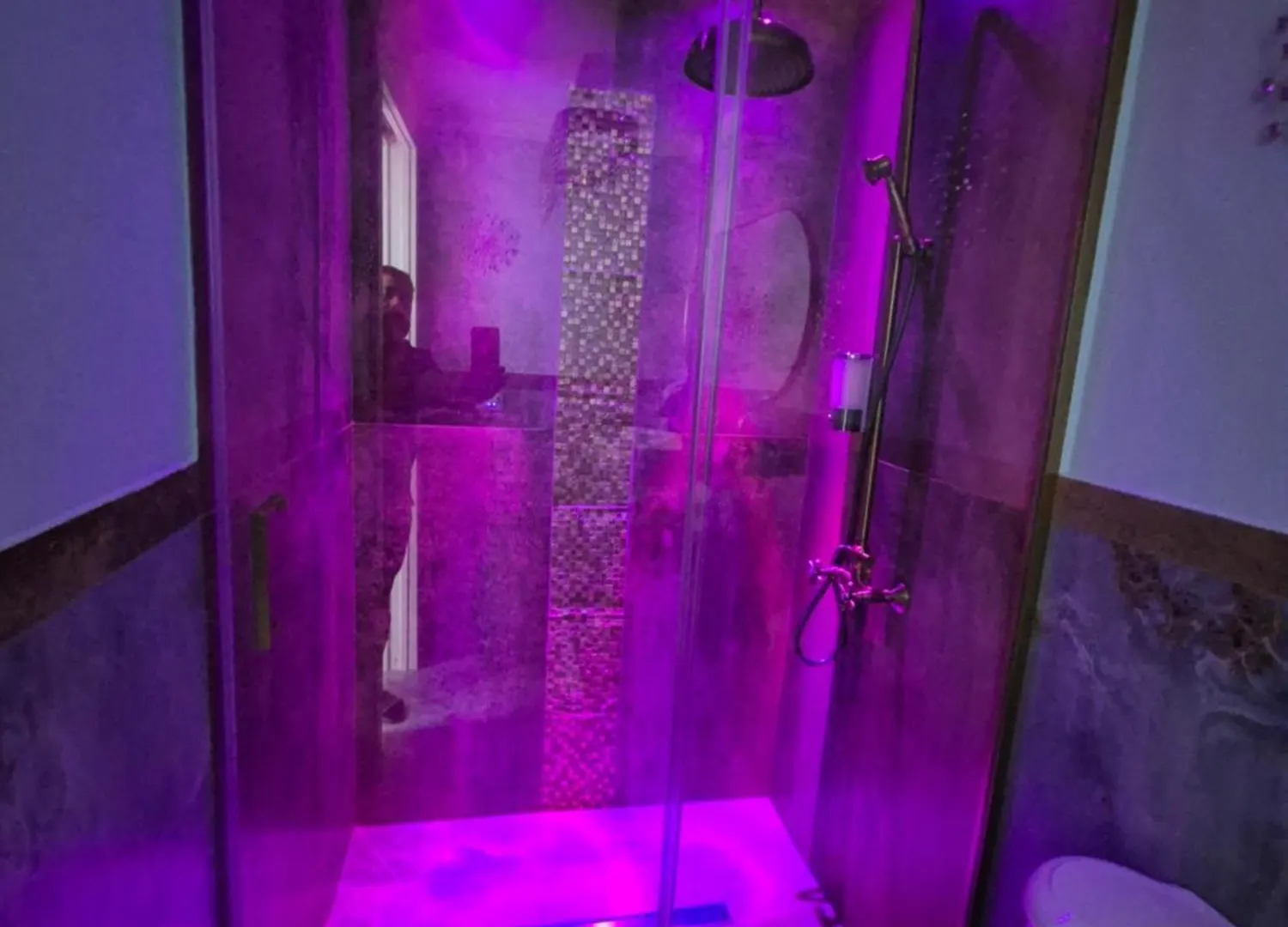 بيت الحب فندق Albicocche House كاتانيا